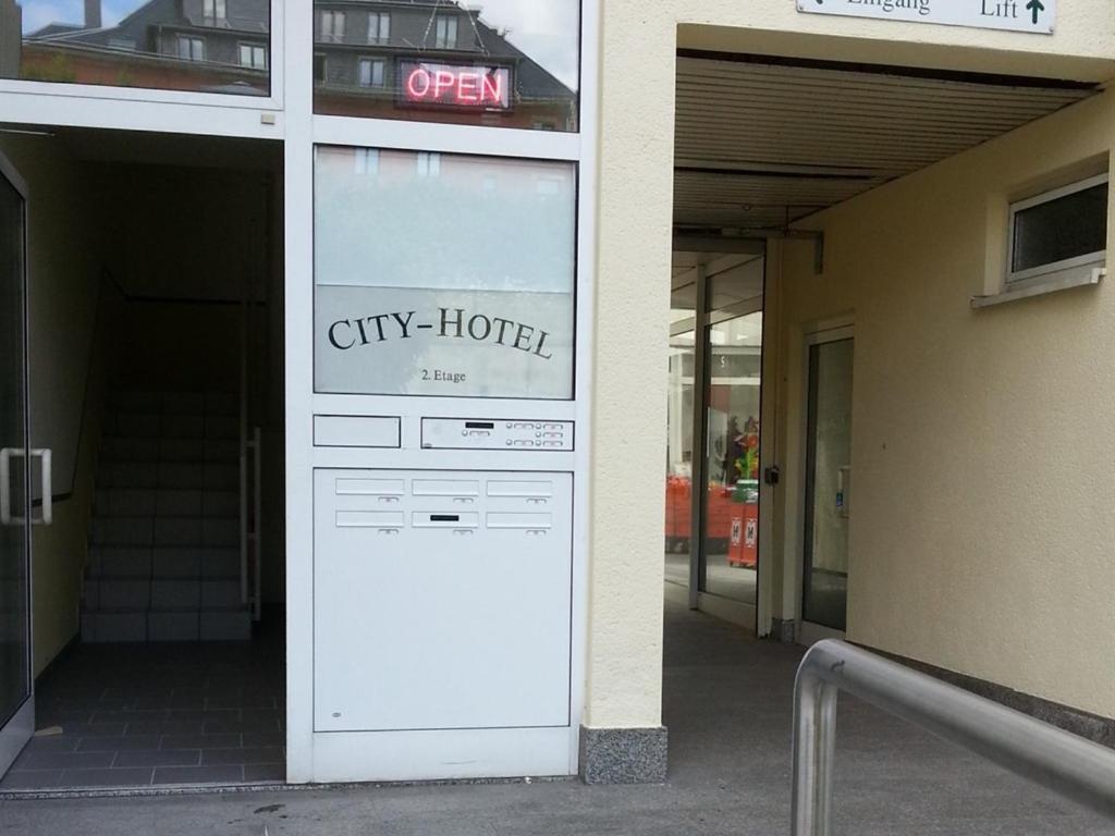 City Hotel Bauer Limabach - Oberfrohna Εξωτερικό φωτογραφία