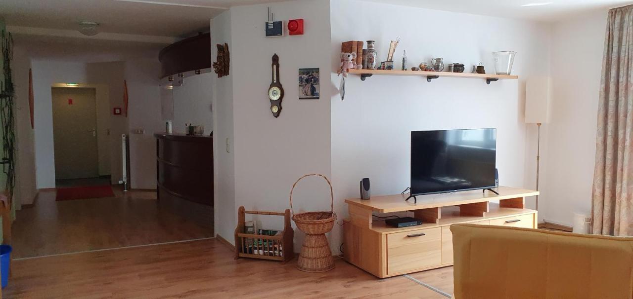 City Hotel Bauer Limabach - Oberfrohna Εξωτερικό φωτογραφία