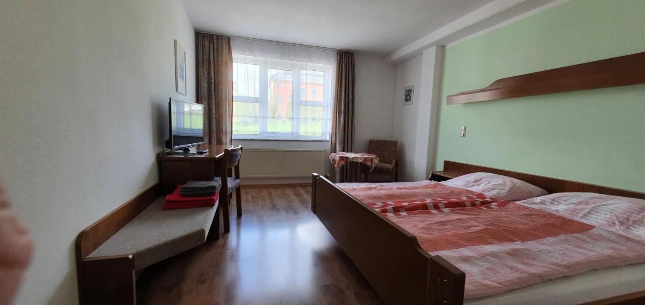 City Hotel Bauer Limabach - Oberfrohna Εξωτερικό φωτογραφία
